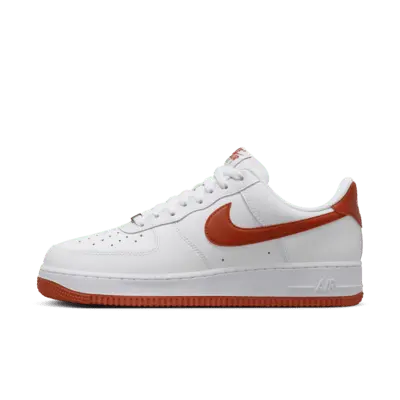 

Кроссовки Nike Air Force 1 '07, цвет White/White/Dragon Red
