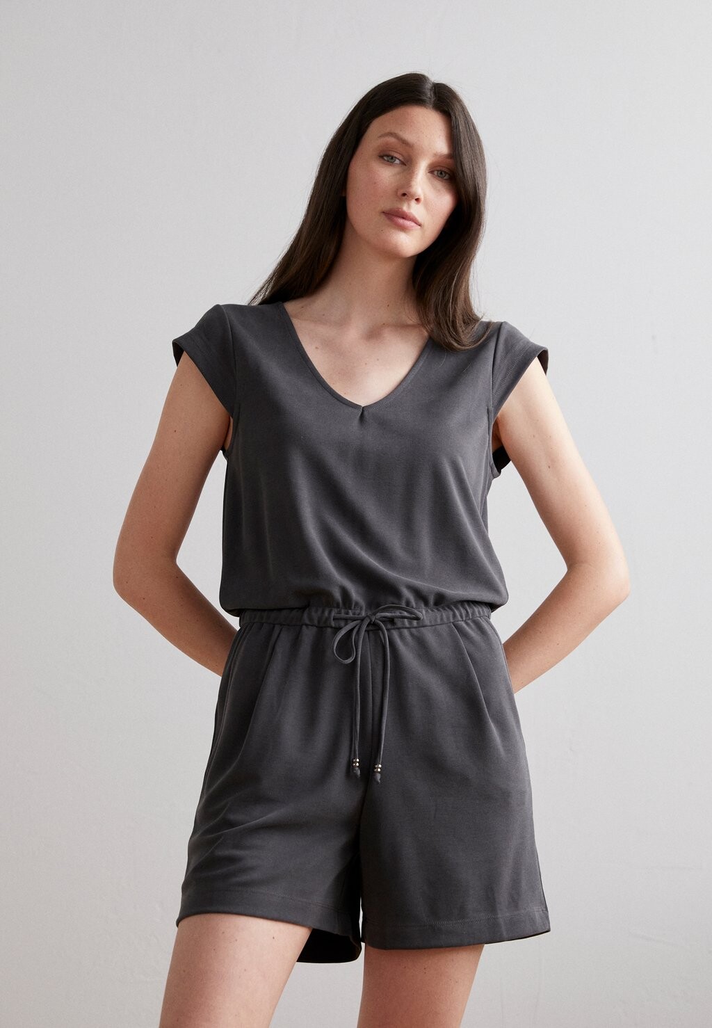 

Комбинезон Esprit, антрацит