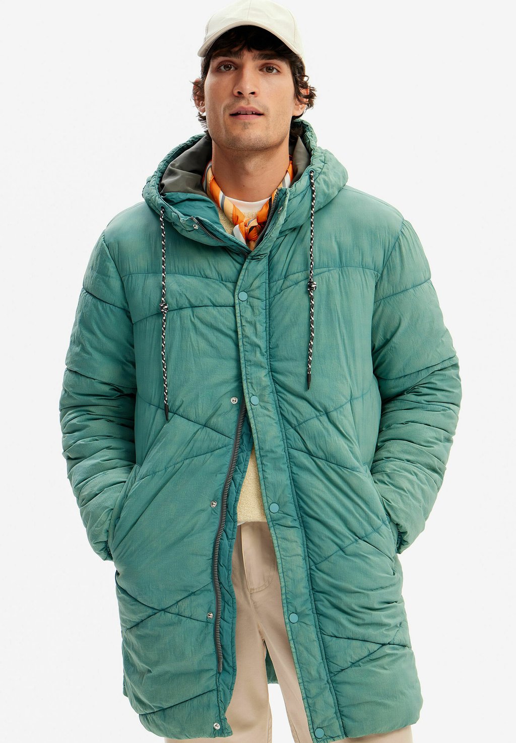 Зимнее пальто Desigual, зеленый