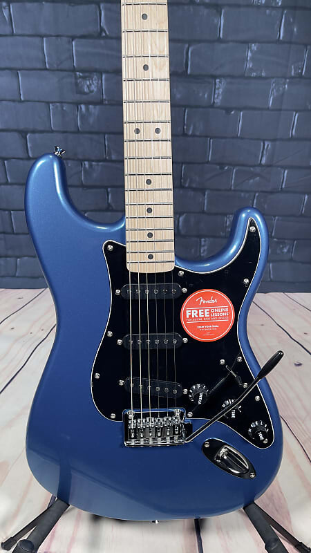 

Электрогитара Squier Affinity Series Stratocaster 2022 Lake Placid Blue