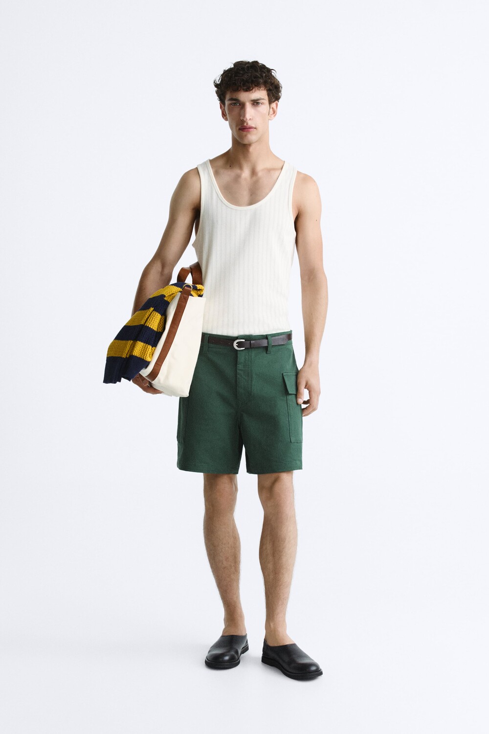 

Шорты cargo бермуды Zara, хаки
