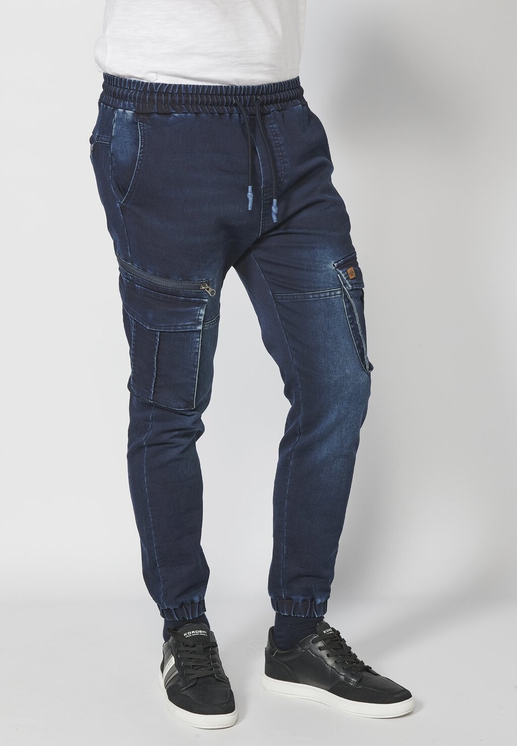 

Джинсы Tapered Fit Koroshi, цвет azul