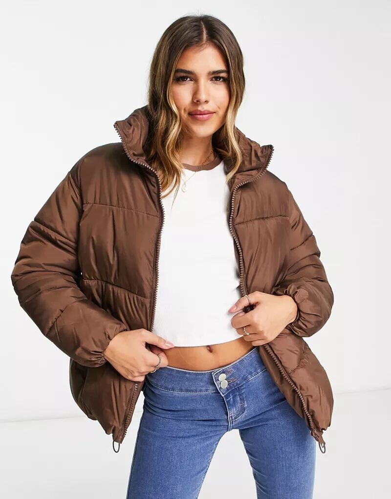 

Стеганое шоколадно-коричневое пальто квадратного кроя на молнии New Look