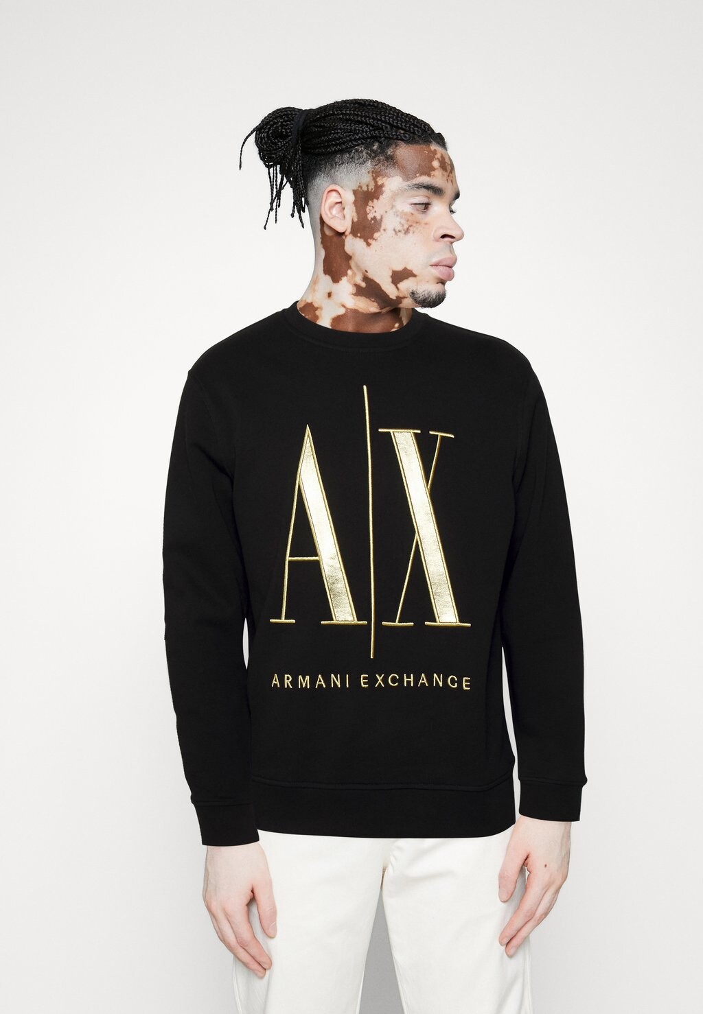 

Толстовка Armani Exchange, черный