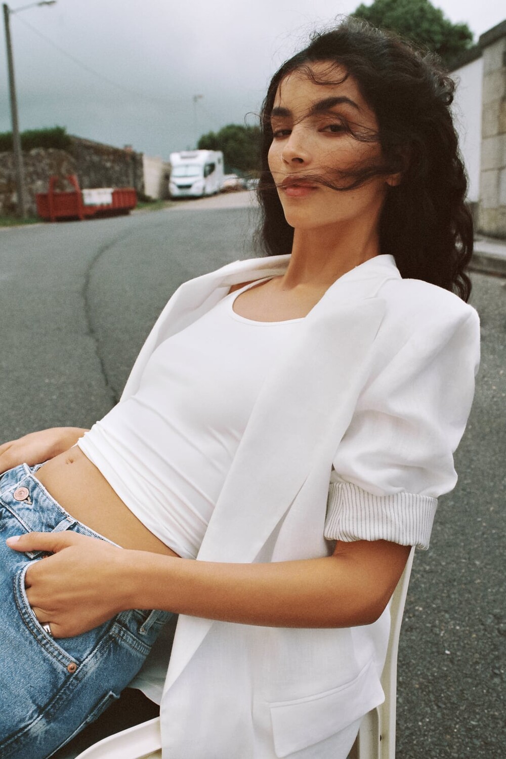

Пиджак из 100% льна с принтом на манжетах ZARA, белый