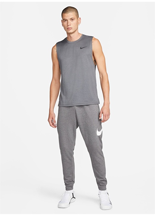 Нормальные серые мужские спортивные штаны Nike