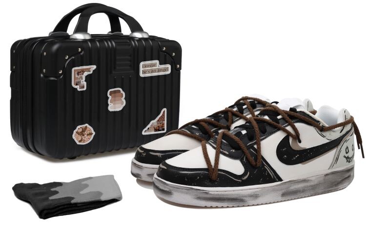 

Мужская обувь для скейтбординга Nike EBERNON