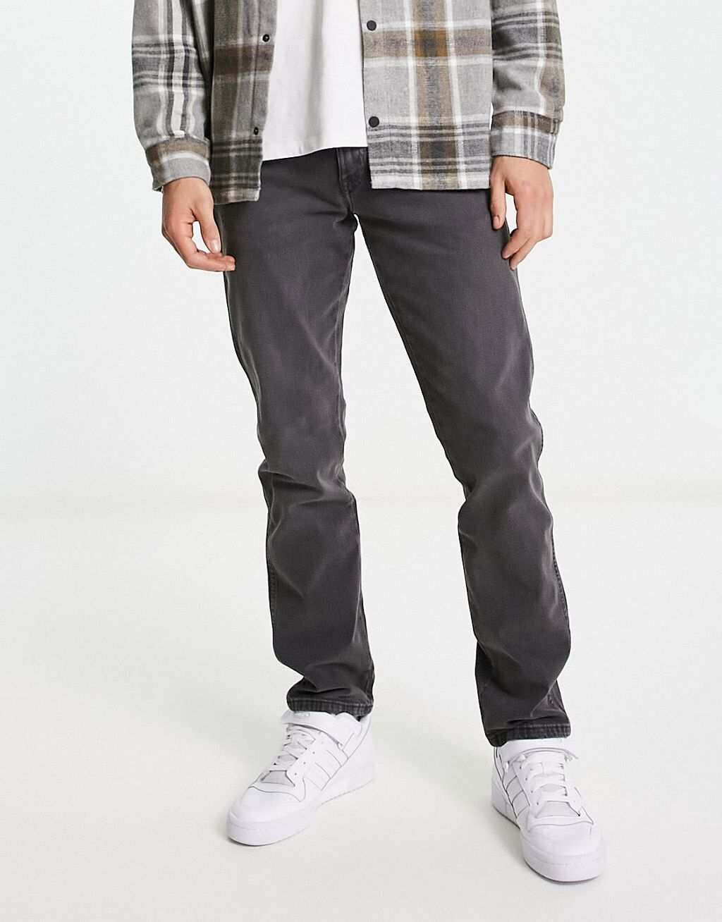 

Серые узкие джинсы Wrangler Texas