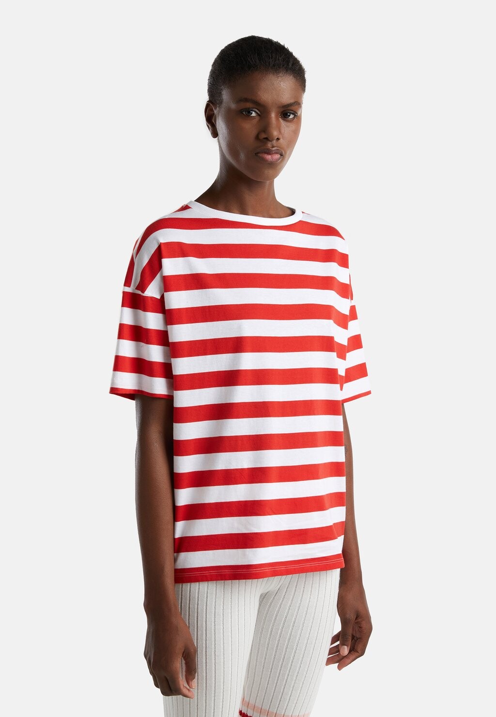 

Футболка с принтом United Colors of Benetton, красный