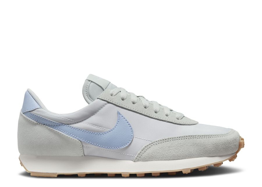 

Кроссовки Nike Wmns Daybreak, цвет Photon Dust Cobalt Bliss