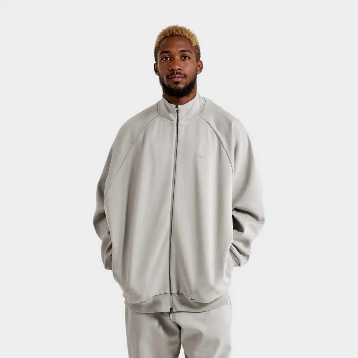 

Топ спортивный Adidas Originals Basketball Chapter 1, серый