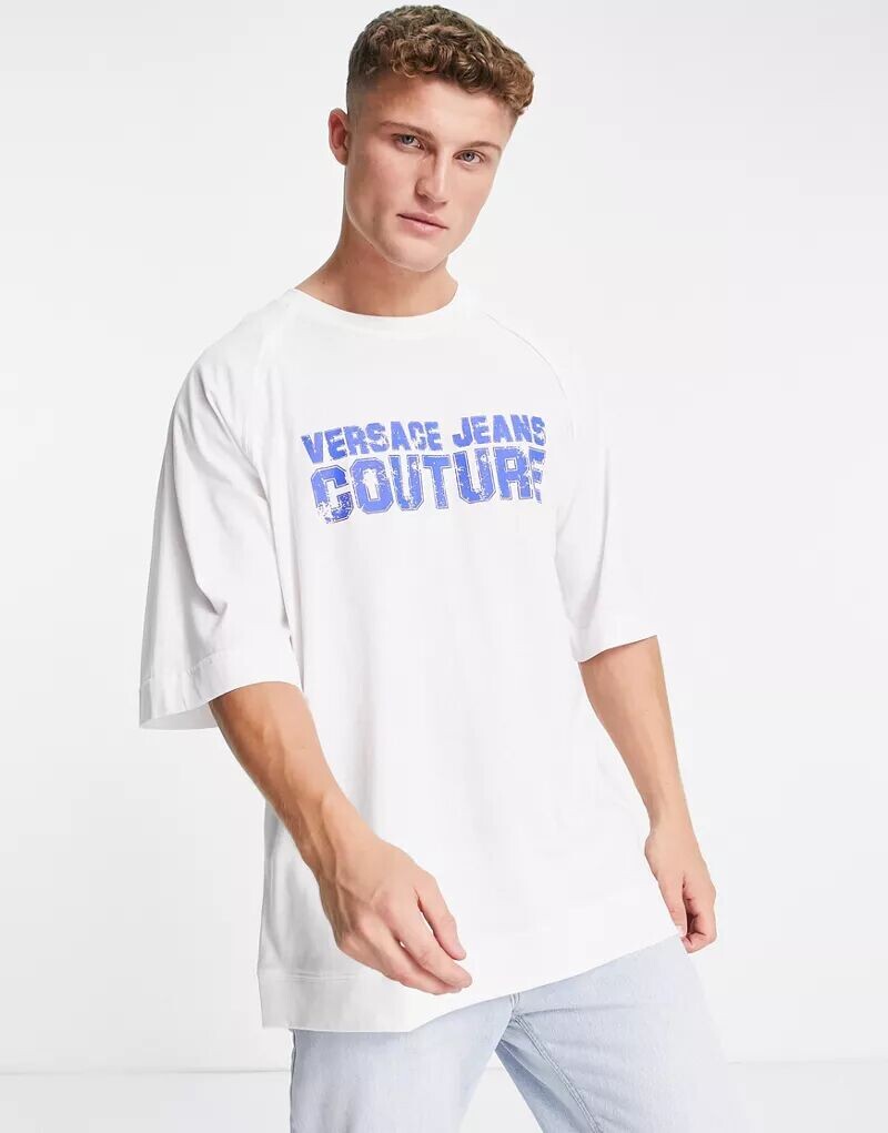 

Белая университетская футболка Versace Jeans Couture
