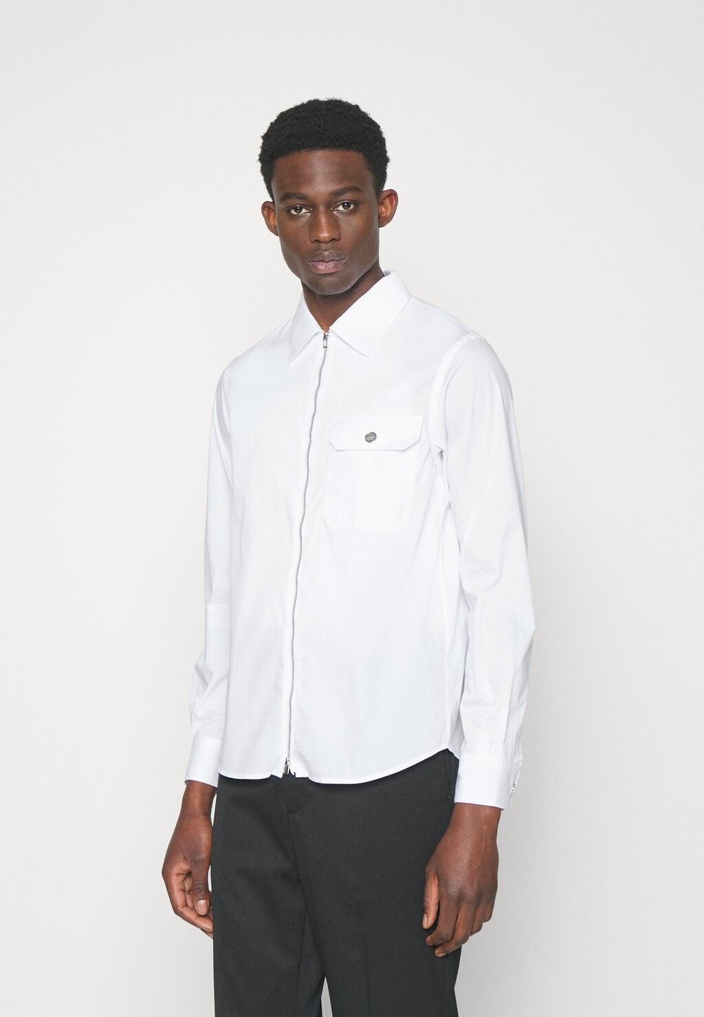 

Легкая куртка Emporio Armani