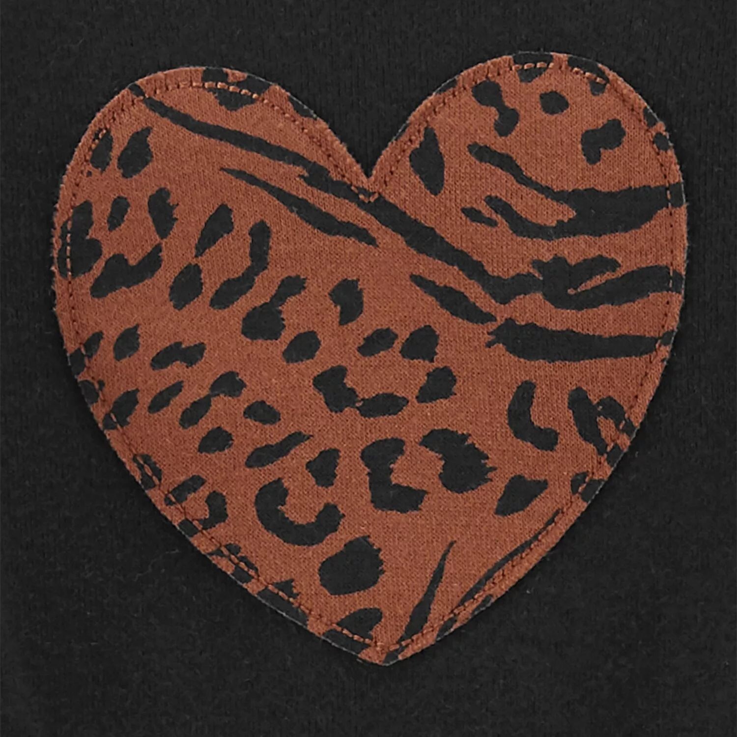 

Боди, штаны и комплект для сна и игр Baby Carter's Heart Carter's