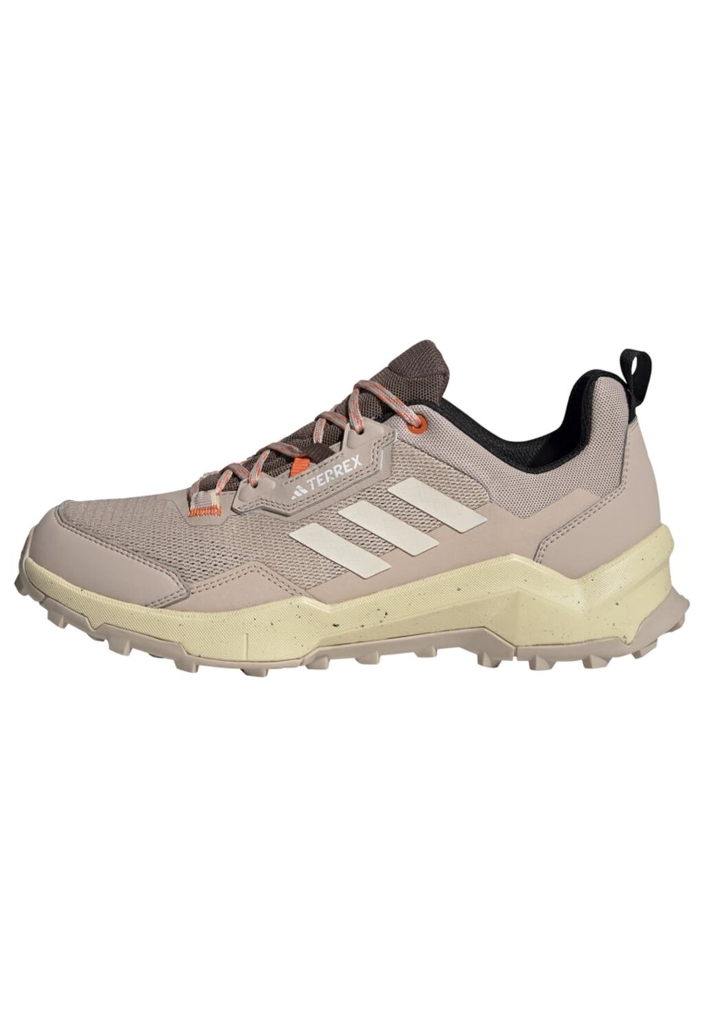 

Обувь для походов Adidas