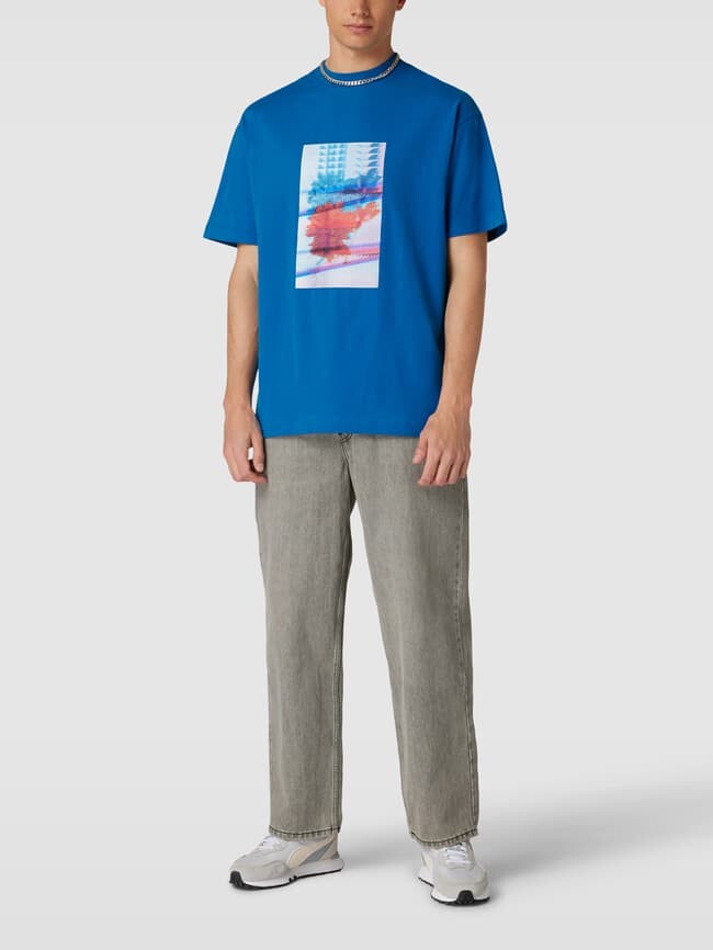 

Футболка с мотивной вышивкой модель «ДВИЖЕНИЕ» Calvin Klein Jeans, синий