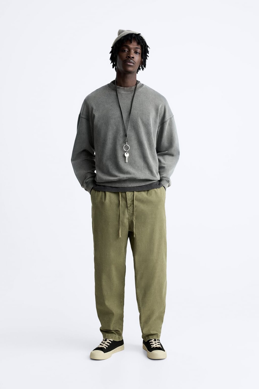 

Комфортные брюки ZARA, хаки