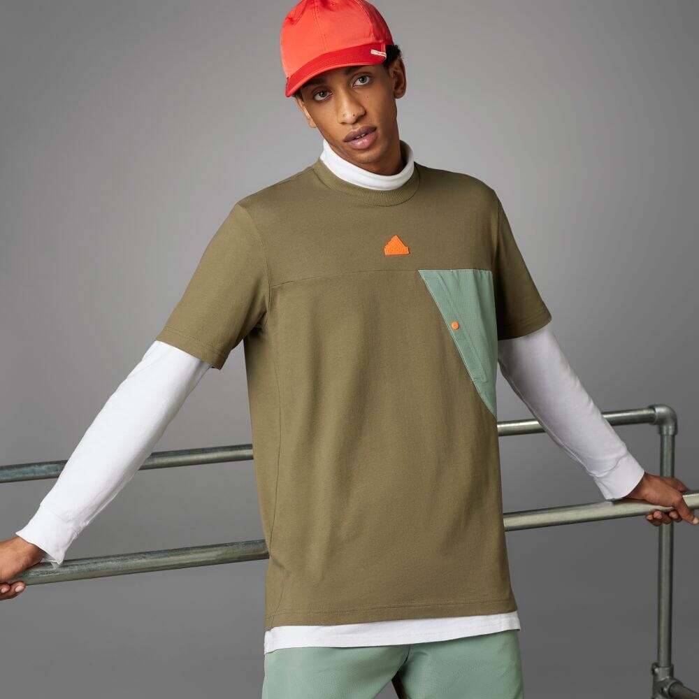 

Футболка Adidas LIFT YOUR MIND