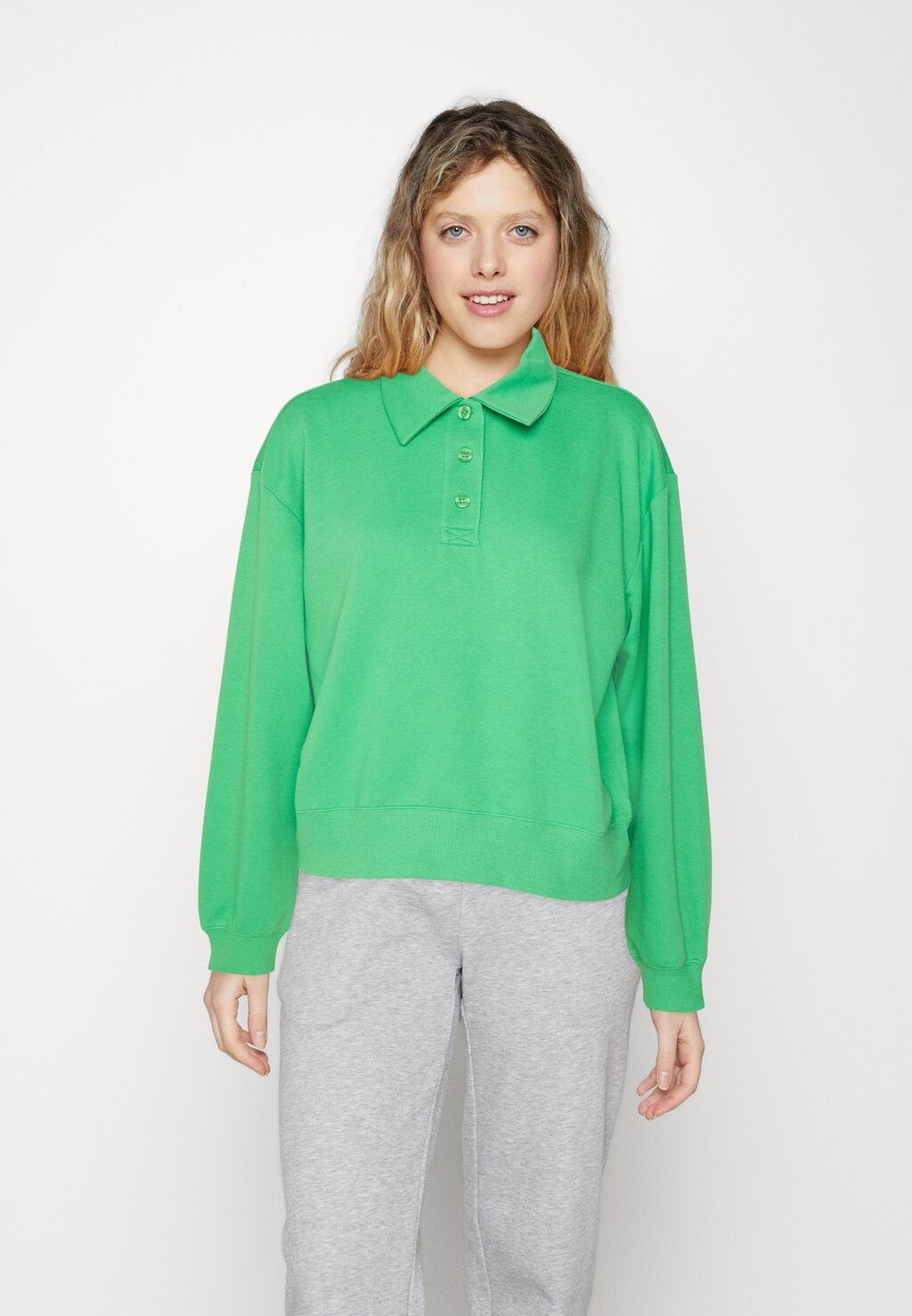 

Толстовка Monki, зеленый