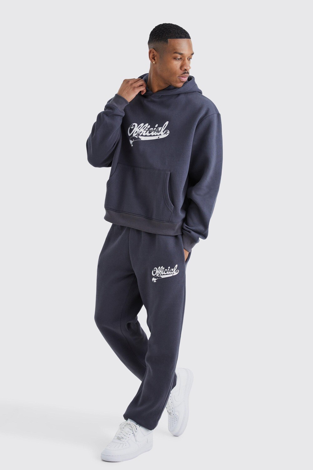 

Спортивный костюм oversized boxy official с капюшоном Boohoo, серый