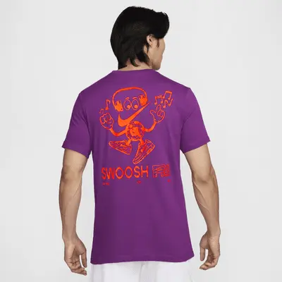 

Футболка Nike Sportswear, цвет Viotech