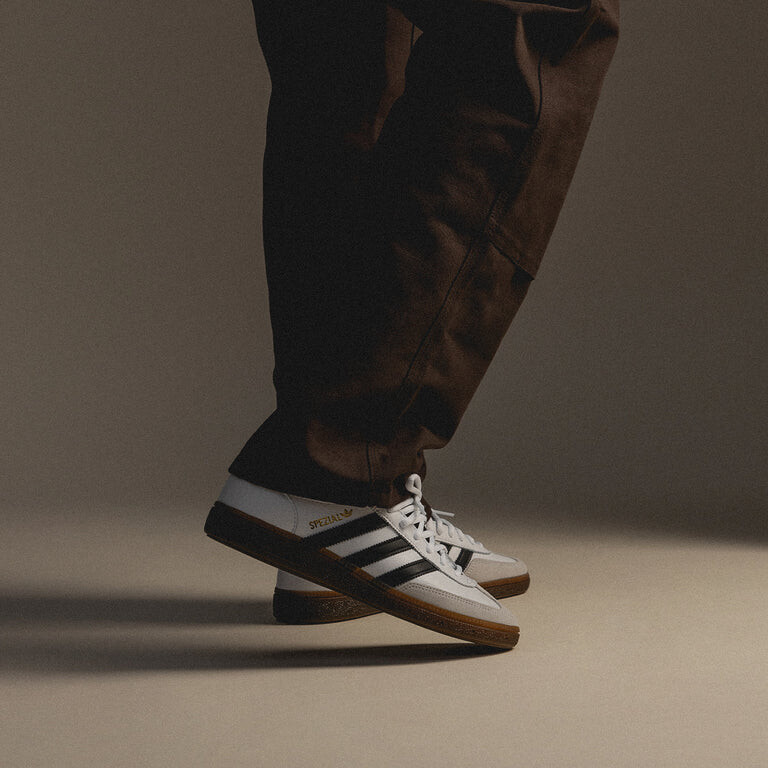 Кроссовки Handball Spezial Adidas, белый – купить из-за границы через ...