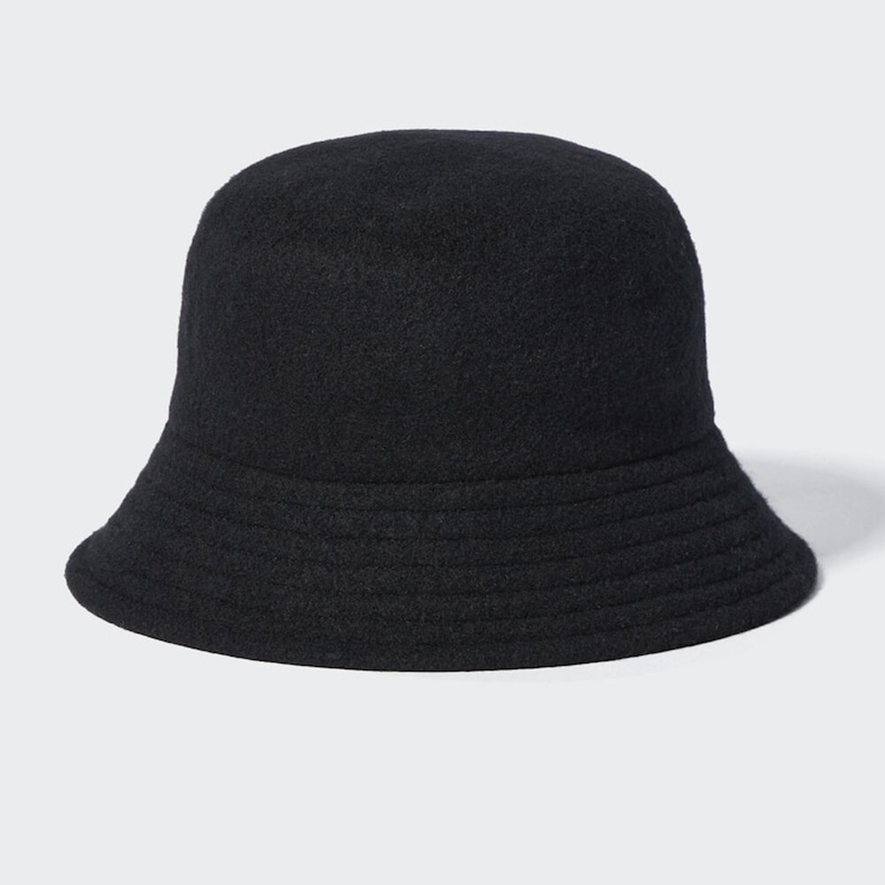 

Шапка Uniqlo шерстяная, черный