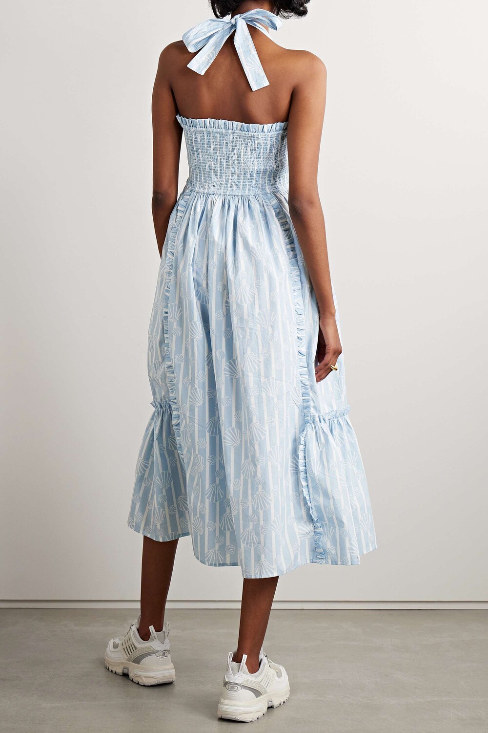 

BATSHEVA + Платье миди Laura Ashley Gwen из хлопкового поплина с вырезом халтер и принтом, светло-синий
