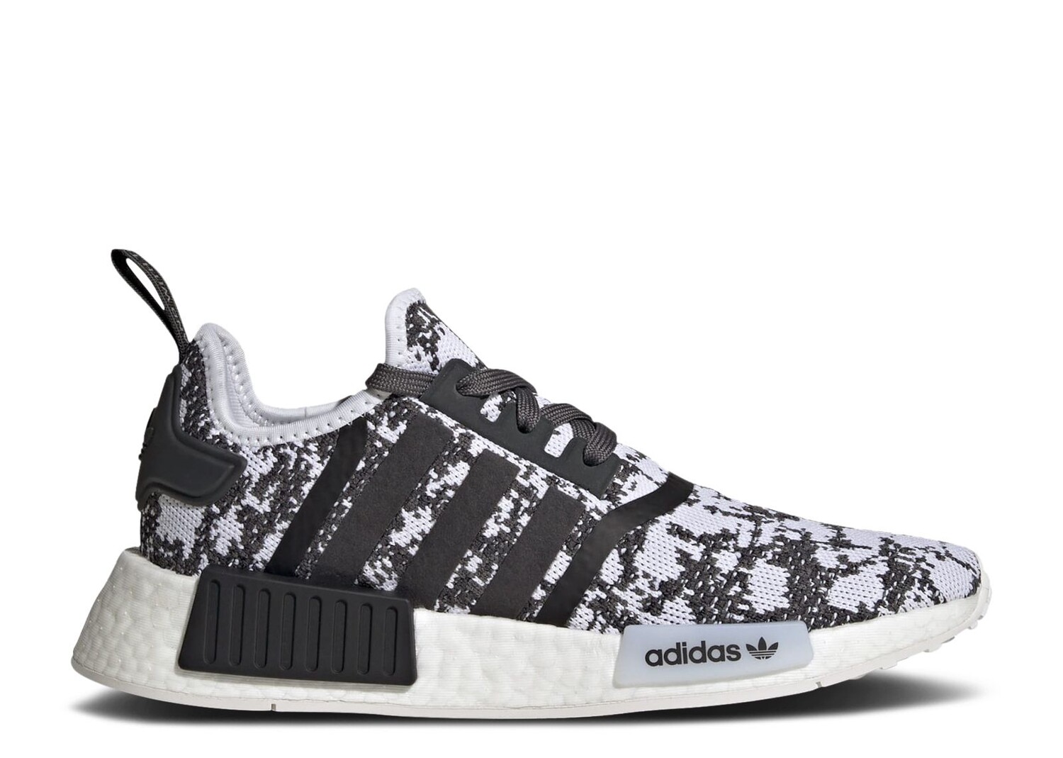 

Кроссовки adidas Wmns Nmd_R1 'Grey Carbon Digi Camo', серый