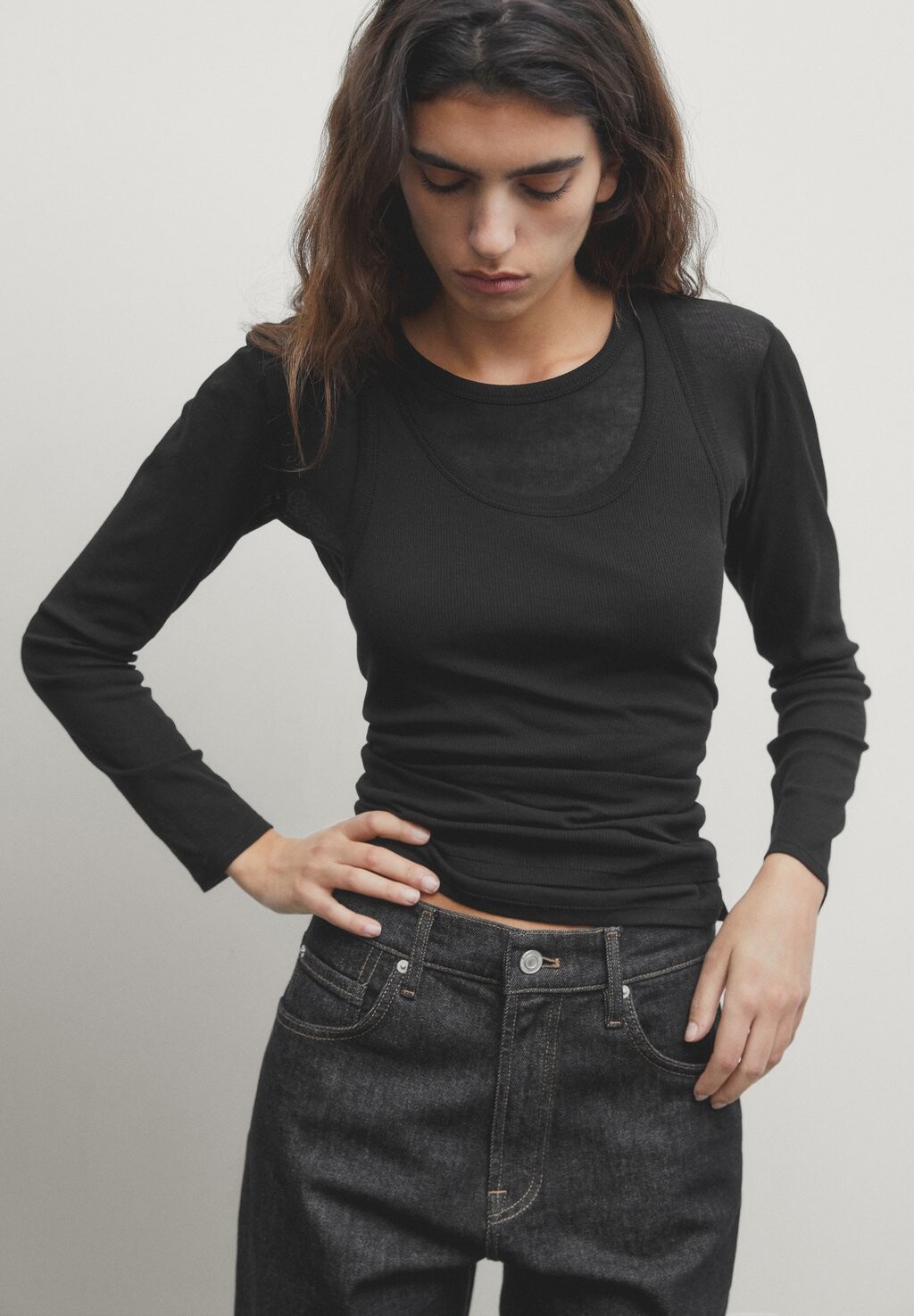 

Футболка с длинным рукавом Massimo Dutti, черная
