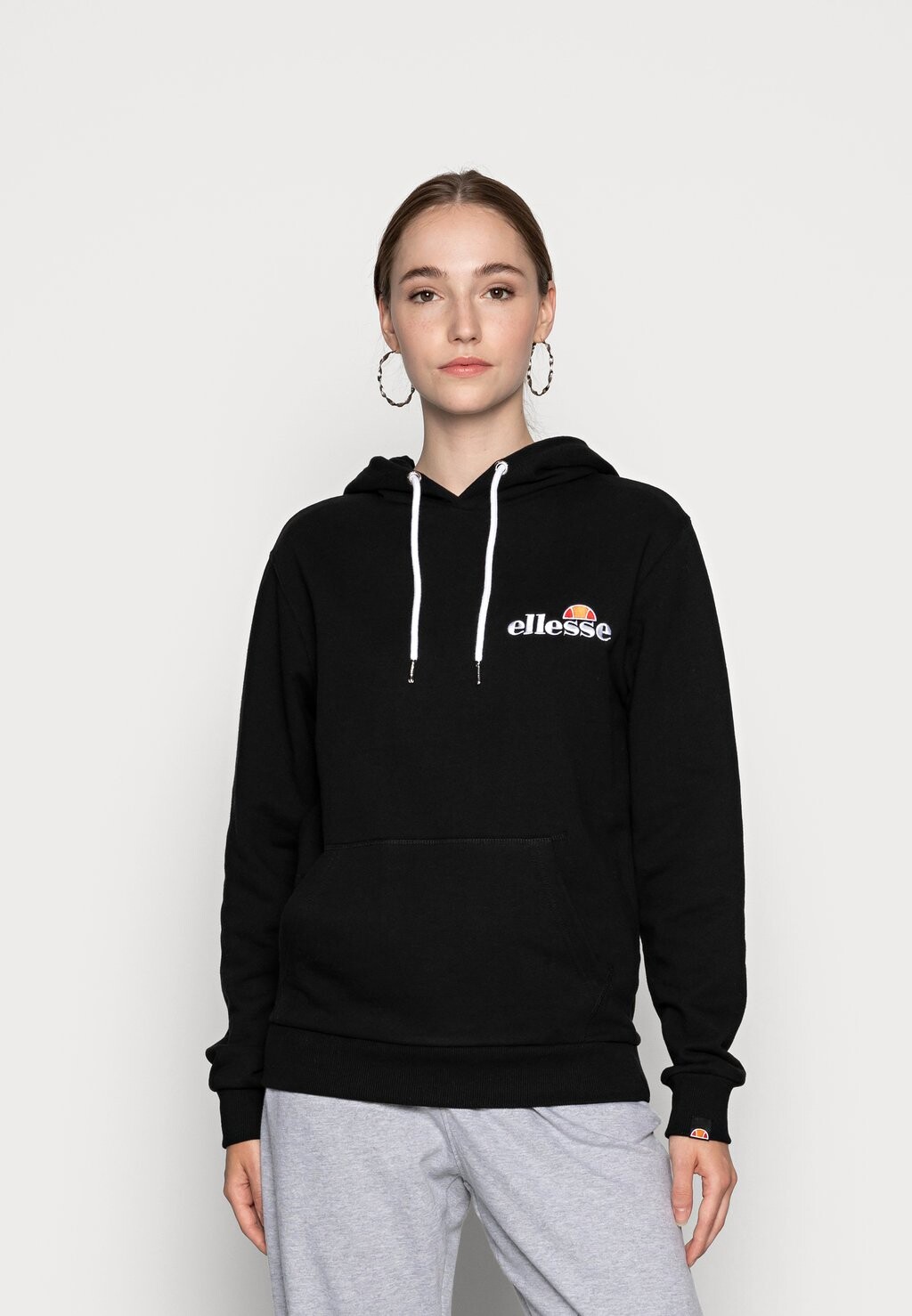

Худи Ellesse