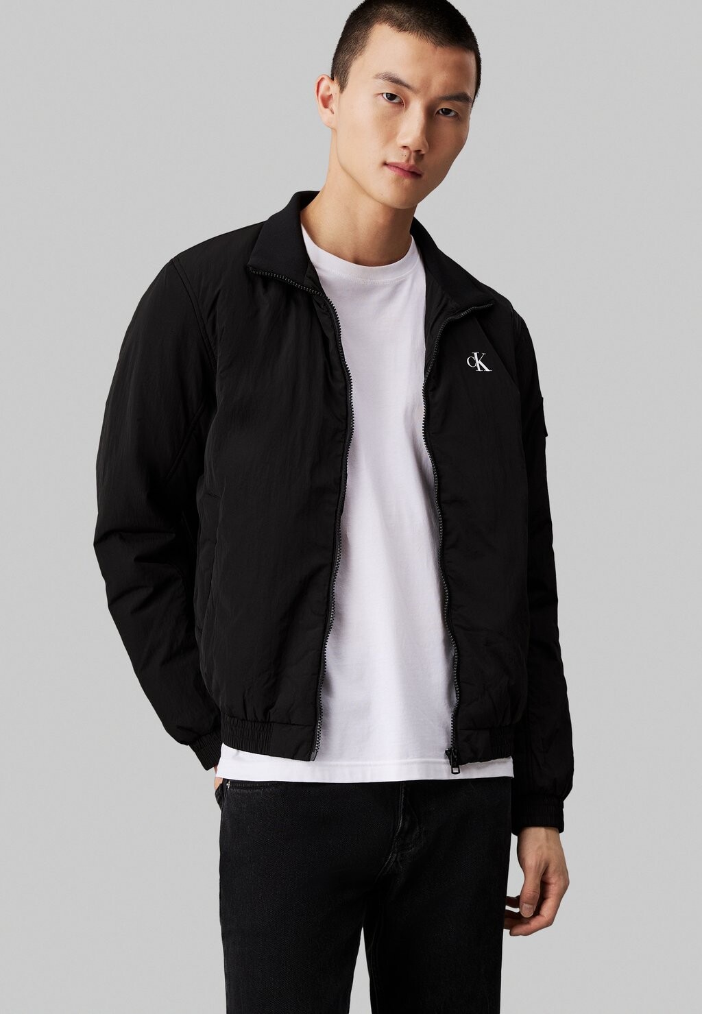

Демисезонная куртка HARRINGTON Calvin Klein, черный