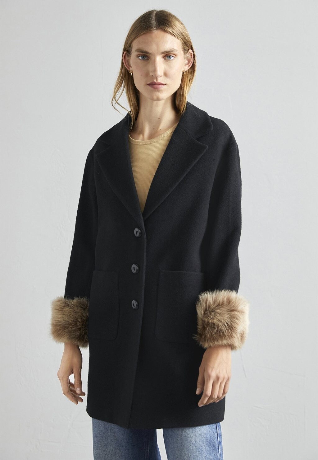 

Короткое пальто MAGGI CAR COAT SHORT WITH CUFFS STUDIO ID, черный
