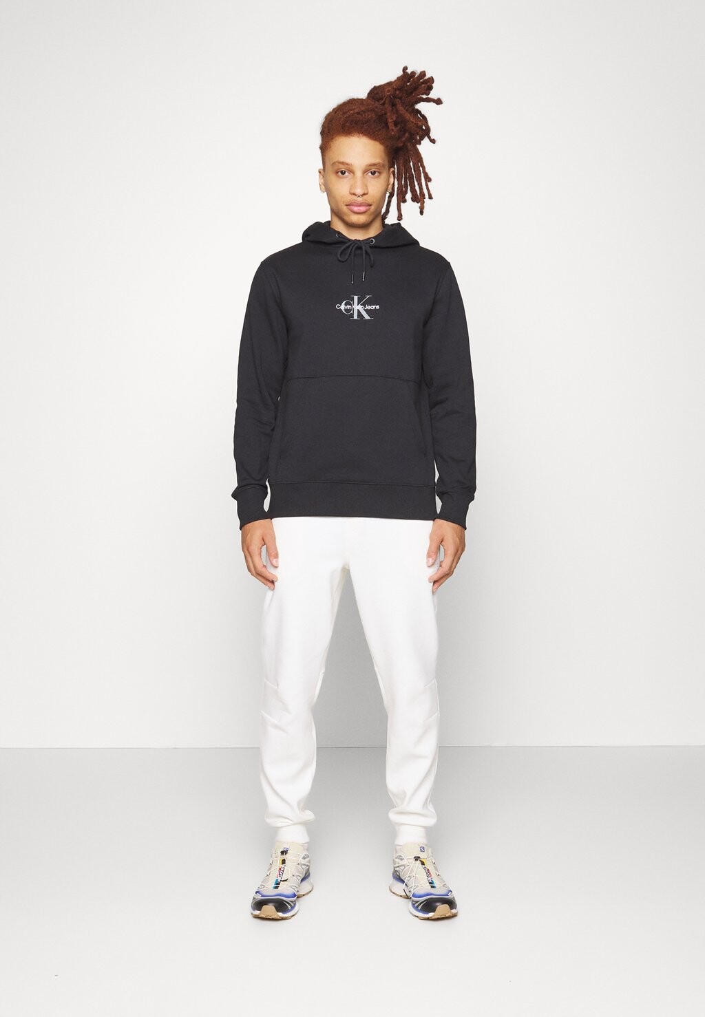 

Худи Calvin Klein Jeans