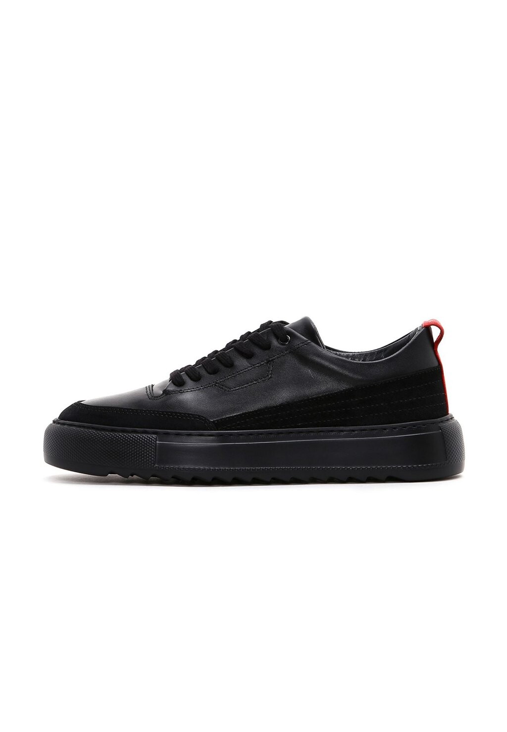 

Низкие кеды Derimod, цвет black