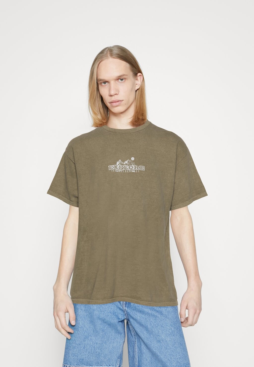 

Футболка с принтом BDG Urban Outfitters, хаки