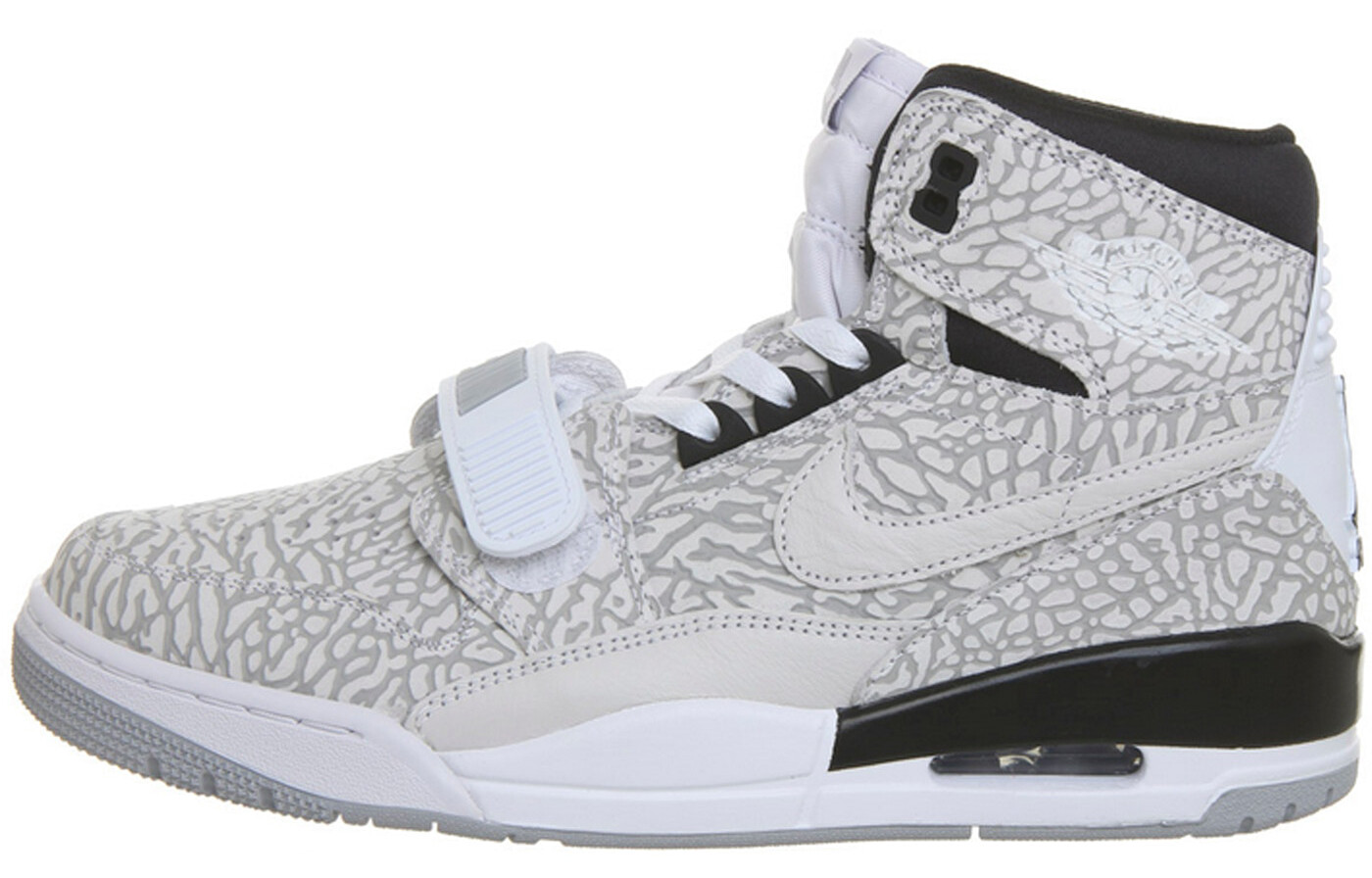 

Кроссовки Nike Air Jordan Legacy 312