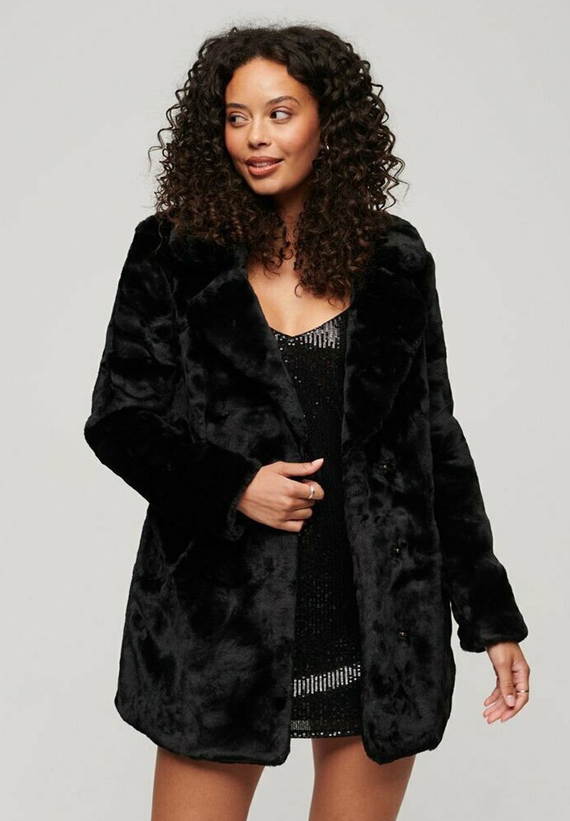 Короткое пальто Superdry, цвет black