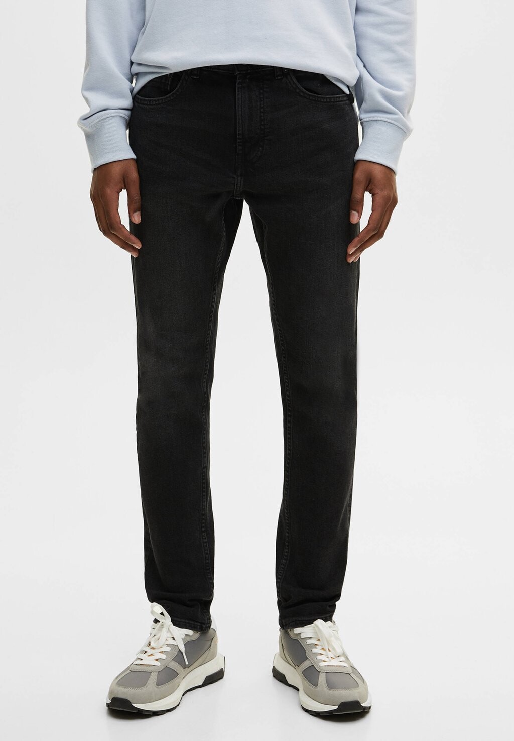 

Джинсы Slim fit PULL&BEAR
