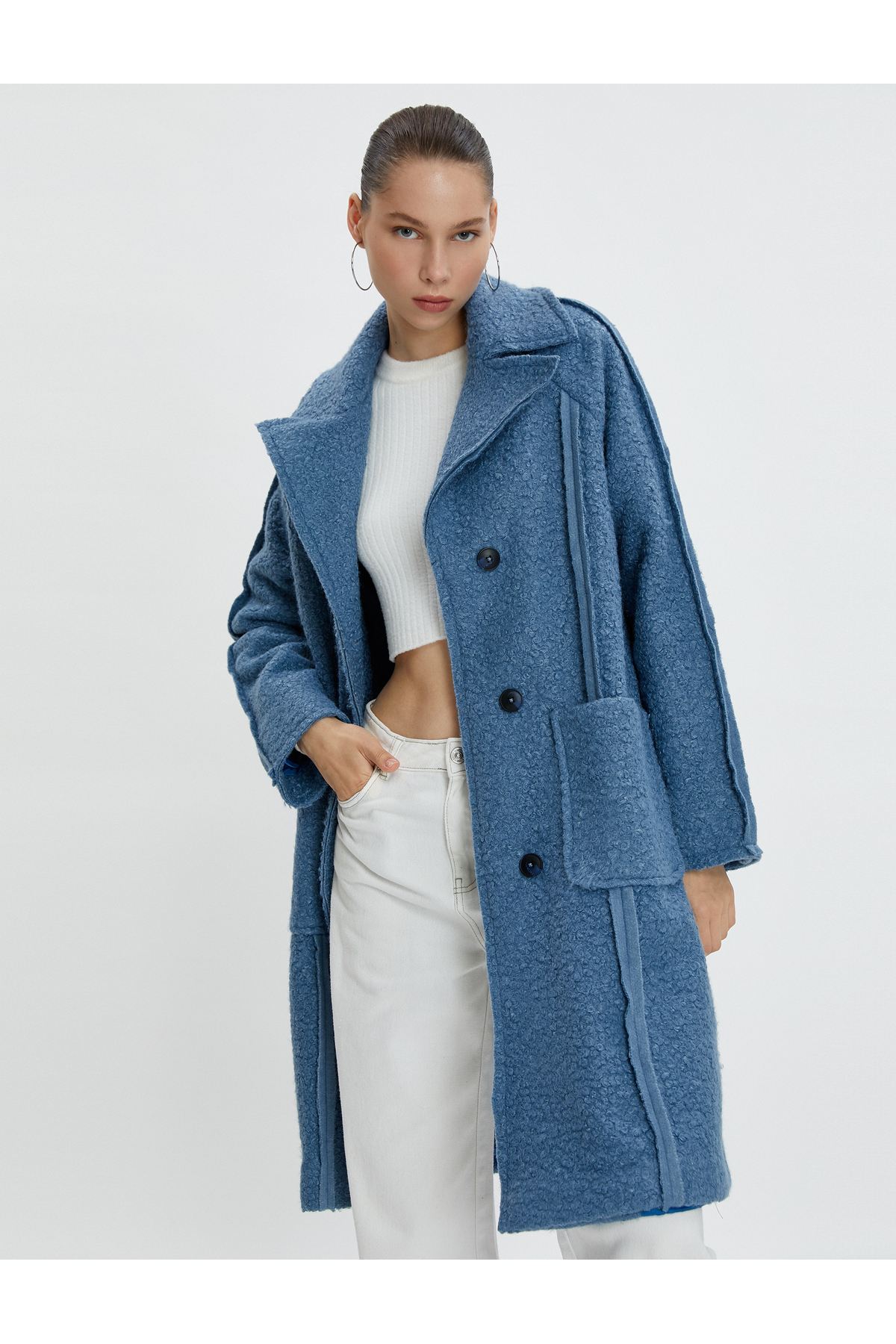 цена Синее женское пальто Koton, синий
