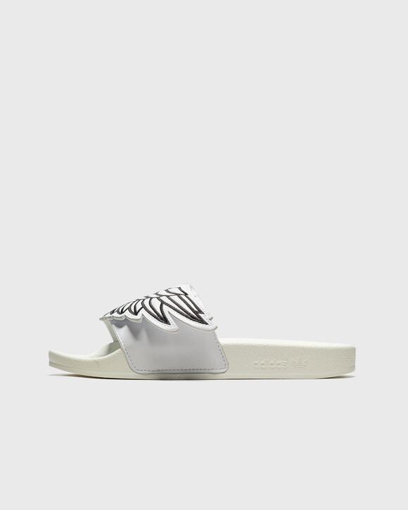 

Сандалии Adidas X Jeremy Scott Monogram Adilett, цвет ftwwht/cblack/ftwwht