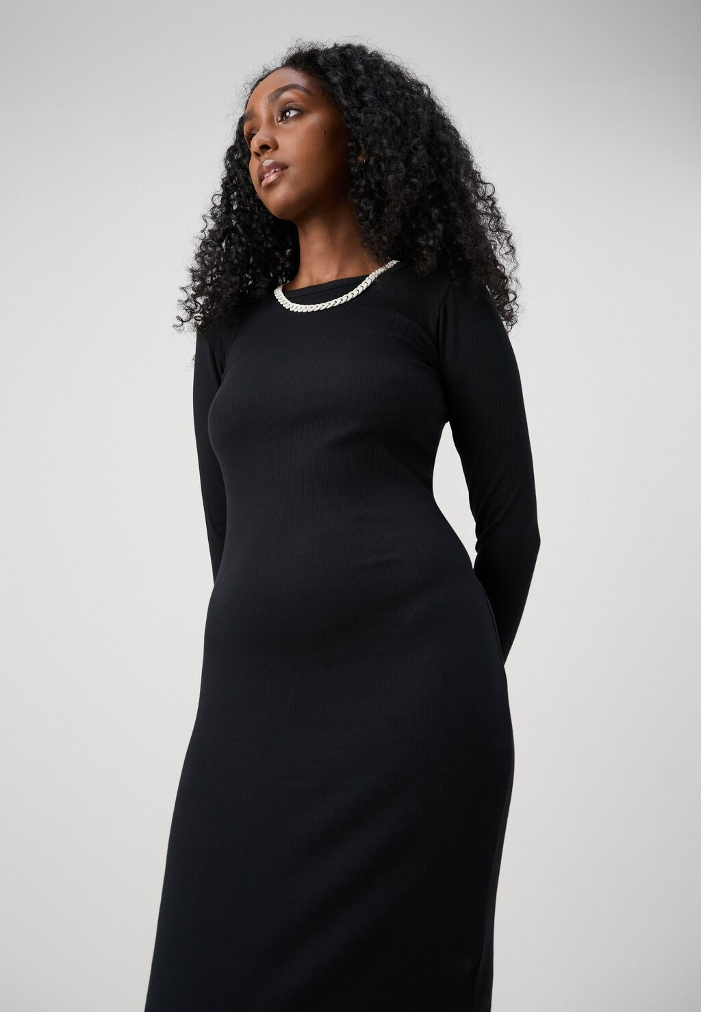 

Платье-футляр VMCHLOE DRESS Vero Moda, черный