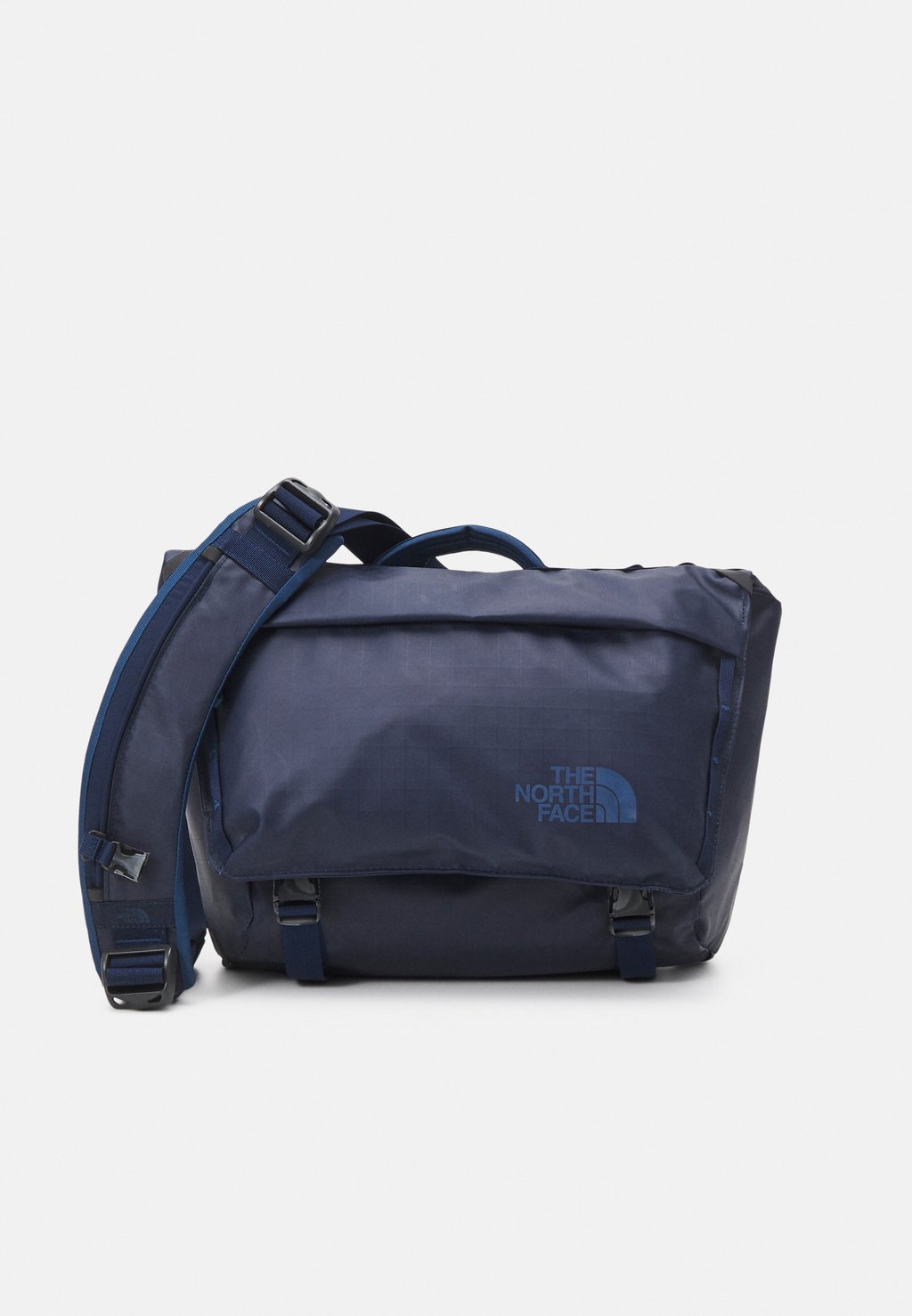 

Сумка The North Face СУМКА BASE CAMP VOYAGER MESSENGER UNISEX, цвет summit navy/shady blue