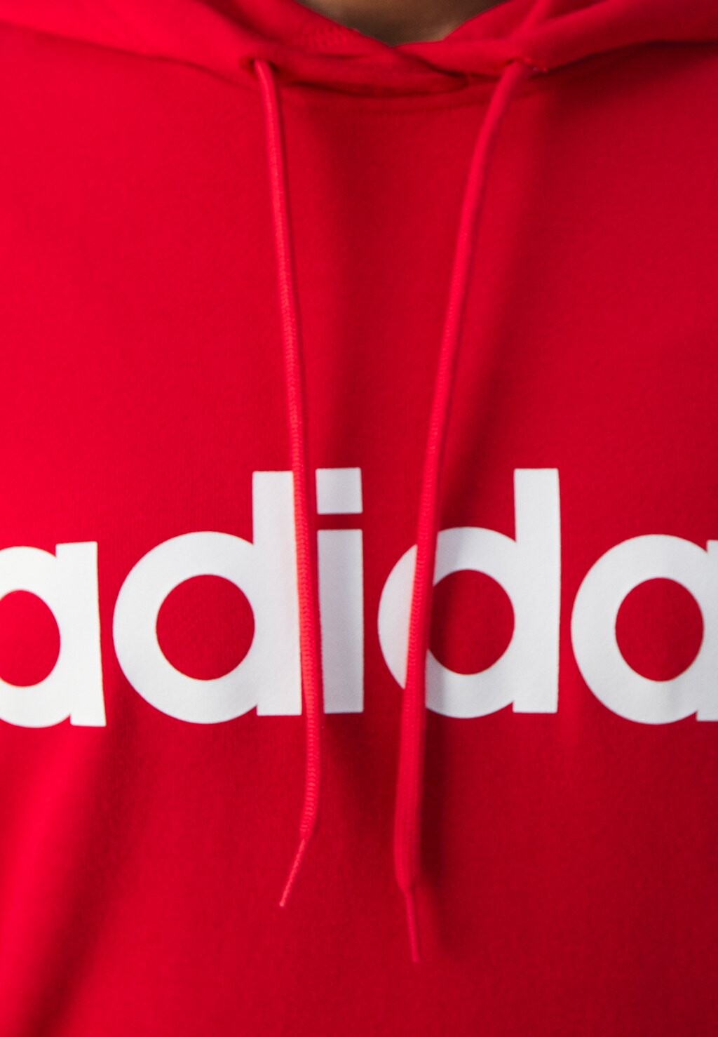 

Свитер с капюшоном ESSENTIALS LINEAR adidas, красный