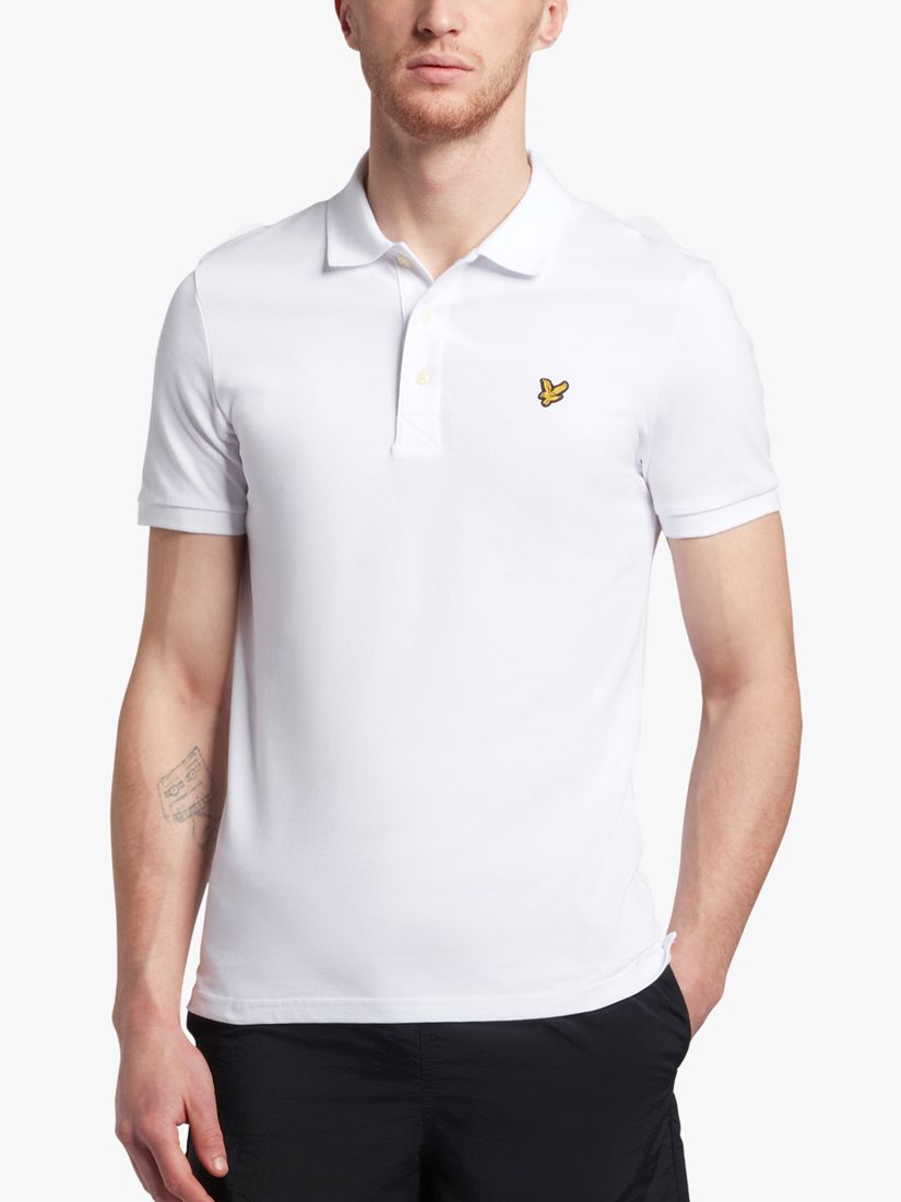 цена Простая рубашка-поло с короткими рукавами Lyle & Scott, белая