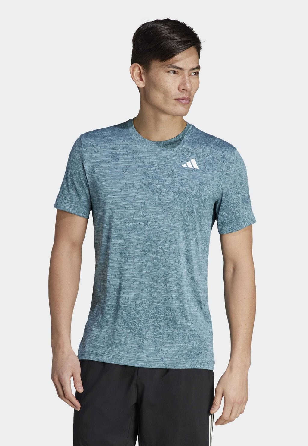 

Спортивная футболка Adidas, темно-синий