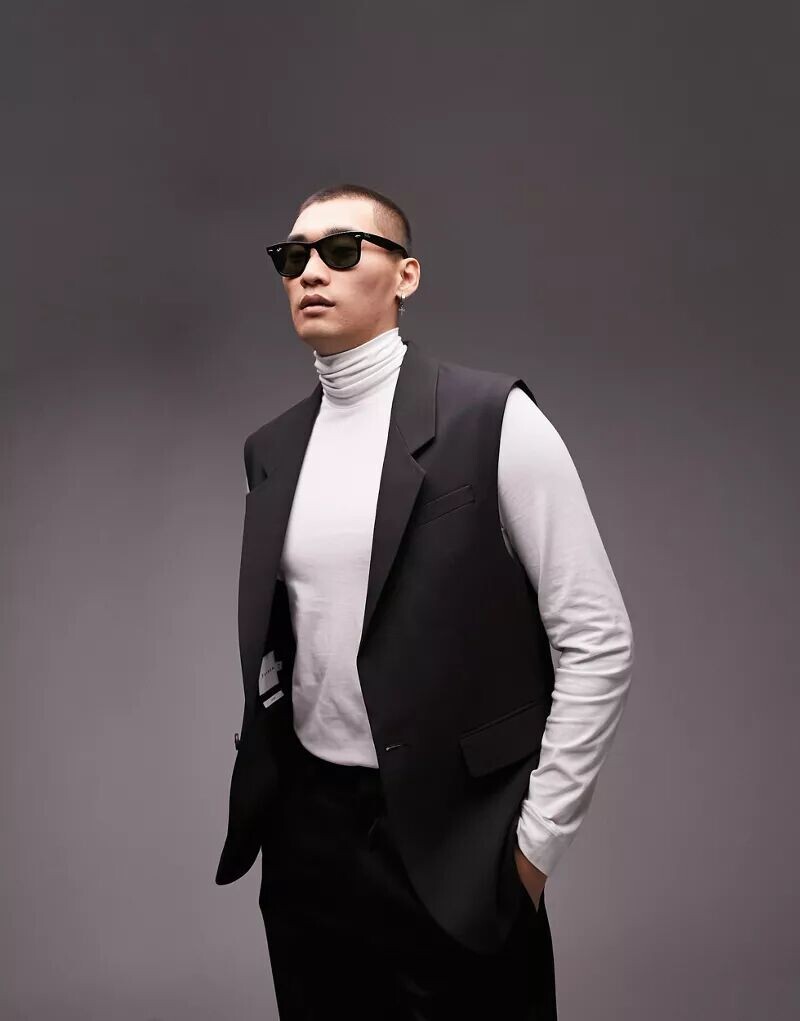 

Черный блейзер без рукавов Topman