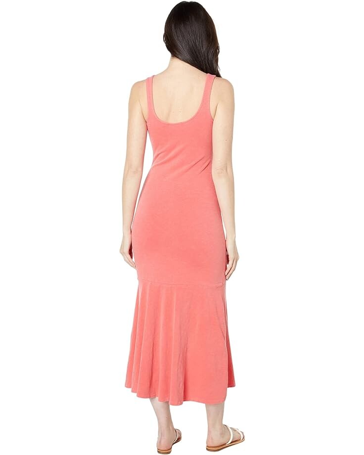 

Платье SUNDRY Twist Front Sleeveless Dress in Cotton Spandex, цвет Pigment Cherry
