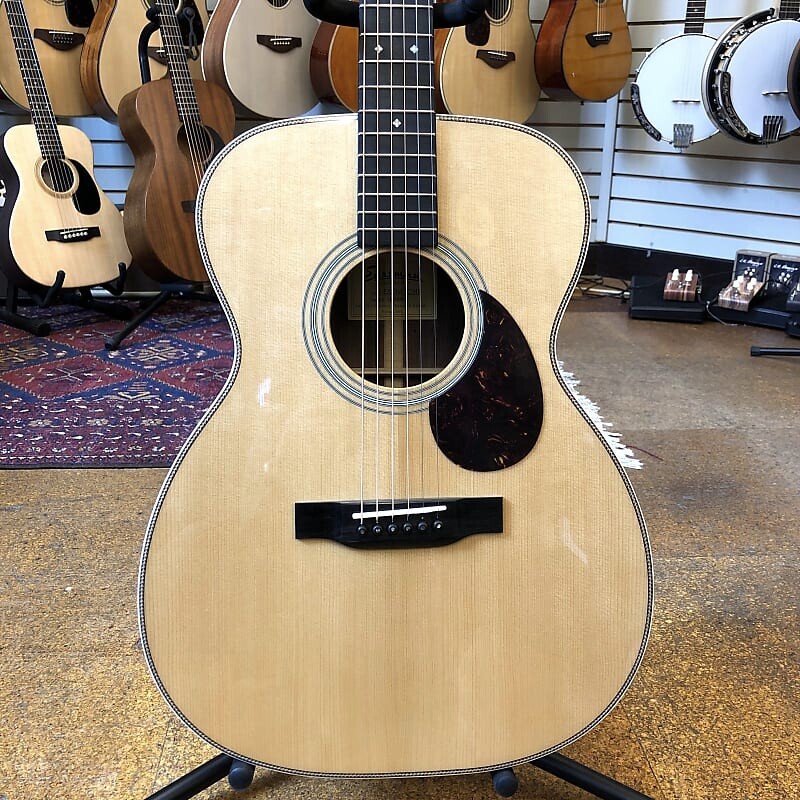 

Акустическая гитара Eastman E20OM-MR-TC Adirondack Spruce/Madagascar Rosewood Acoustic Guitar Thermo-Cure Natural w/Hard Case