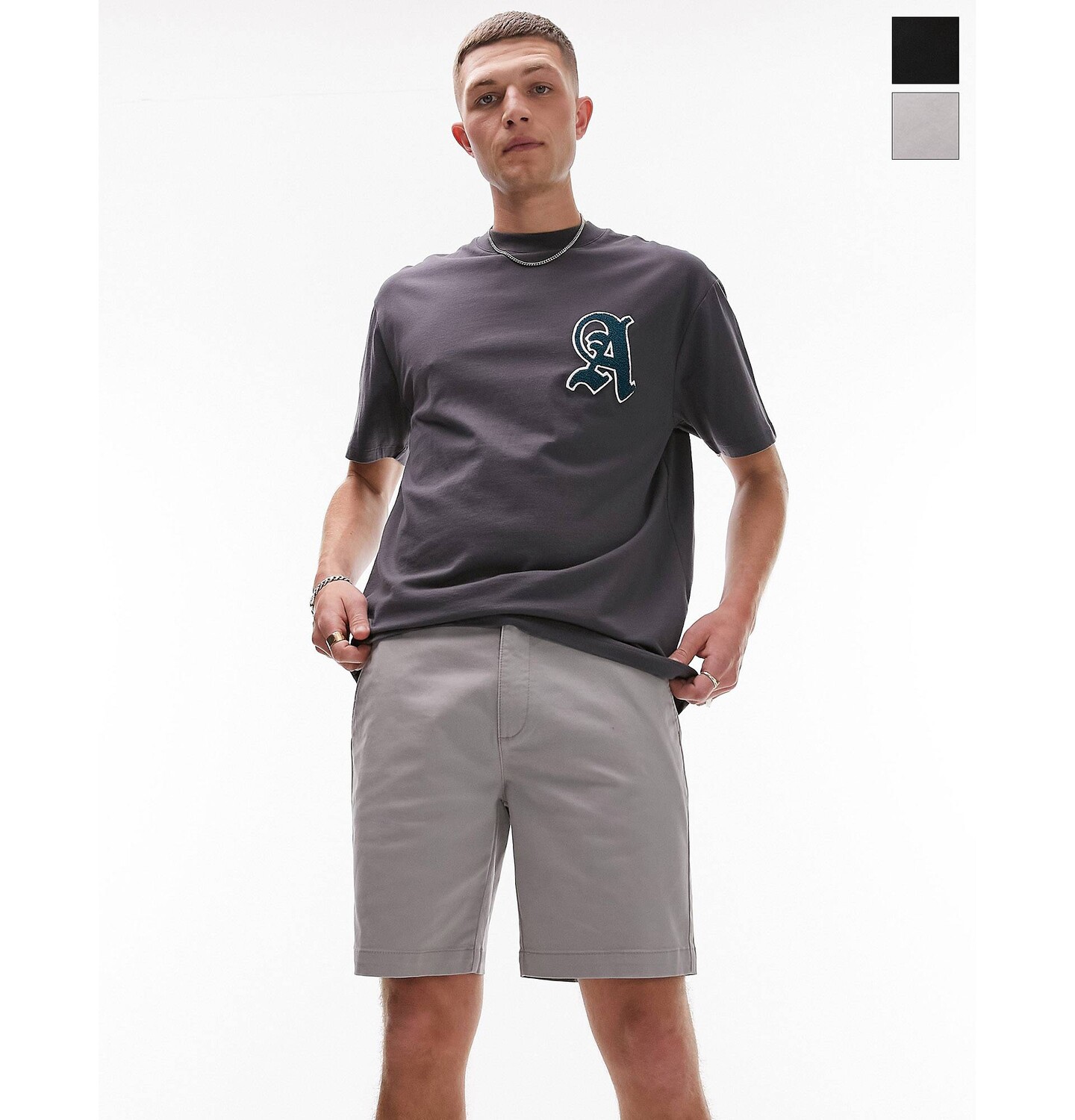 

2 пары узких коротких брюк чинос черного и светло-серого цвета Topman